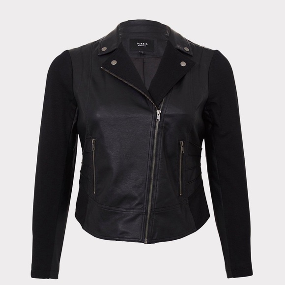 torrid Jackets & Blazers - BOGO 𝒯𝑜𝓇𝓇𝒾𝒹 𝐵𝓁𝒶𝒸𝓀 𝐹𝒶𝓊𝓍 𝐿𝑒𝒶𝓉𝒽𝑒𝓇 𝑀𝑜𝓉𝑜 𝒥𝒶𝒸𝓀𝑒𝓉